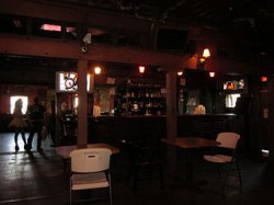 320px-Grits_Bar_Interior_New_Orleans_2